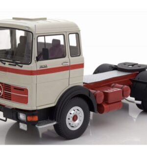 Trattore stradale Mercedes Benz LPS 1632 del 1968, marchio : Road Kings