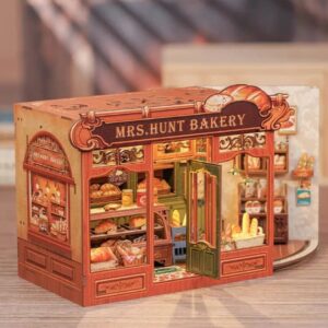 Mr. Hunts Bakery - Book Nook Cutebee